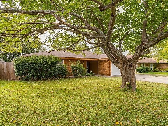 3rd image of 6756 Ridgetop Rd