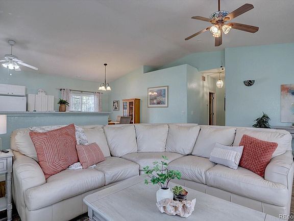 2nd image of 2522 Atchison Street