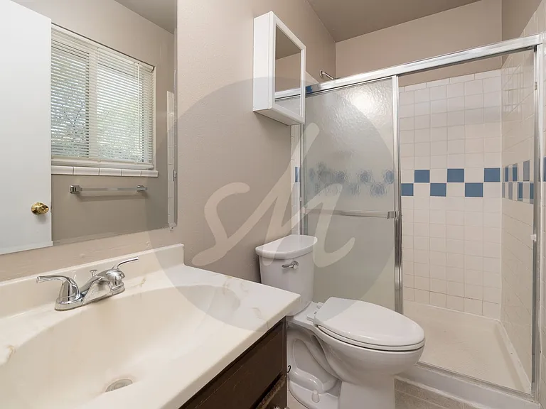 7123 Metropolitan St — Photo 9