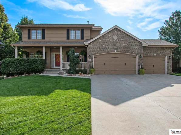 3853 S 182nd St, Omaha, NE 68130