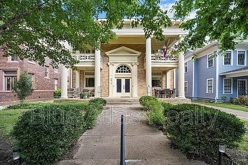 4914 Victor St #3 Photo 1