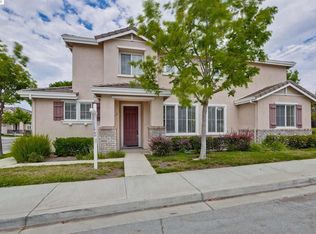 121 Bellflower Ln, Union City, CA