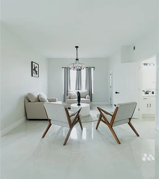 1014 Corvina Dr — Photo 3