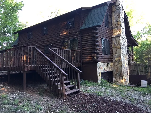2805 Old Fountain Rd — Photo 1