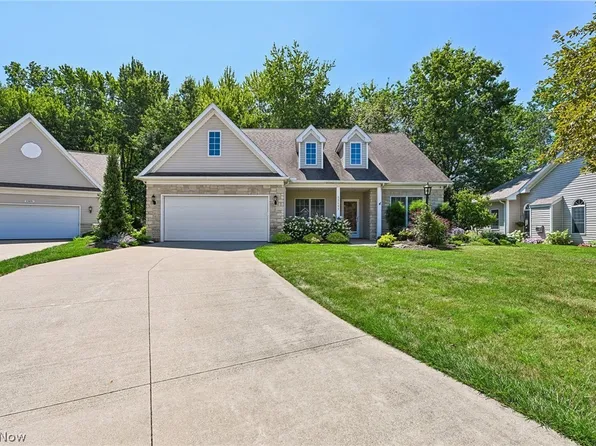 33893 Mapleridge Blvd, Avon, OH 44011