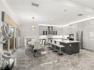 12033 Azalea WAY, NAPLES, FL 34120
