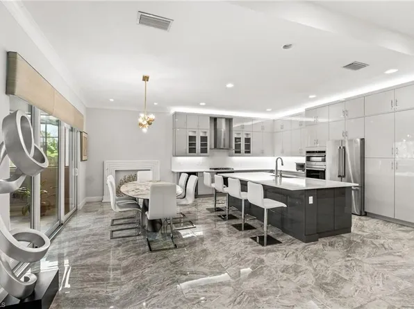 12033 Azalea WAY, NAPLES, FL 34120