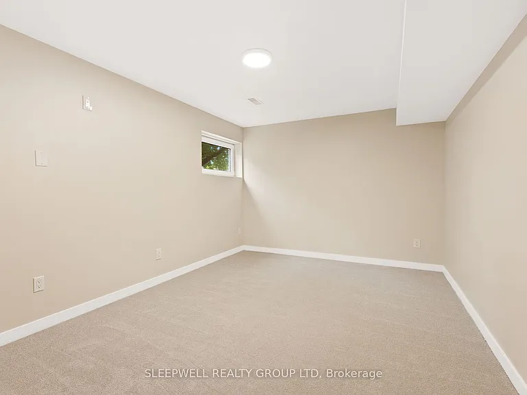 42 Charkay St — Photo 16