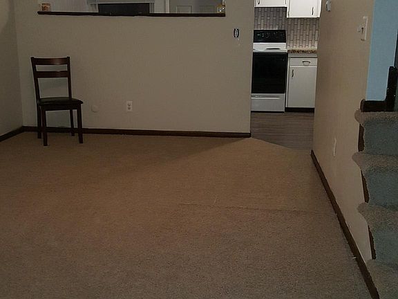 3rd image of 5705 Tamarack Blvd