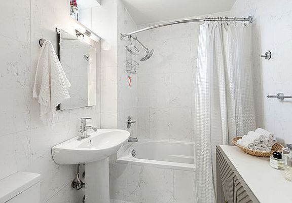 5th image of 2196 Frederick Douglass Blvd APT 6W