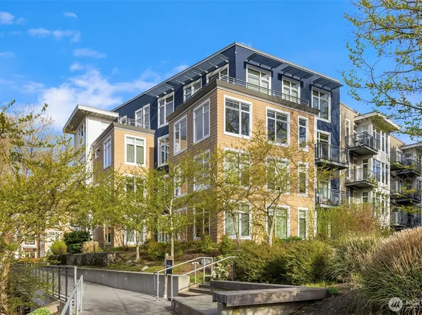 190 Harbor Square Loop #C325, Bainbridge Island, WA 98110