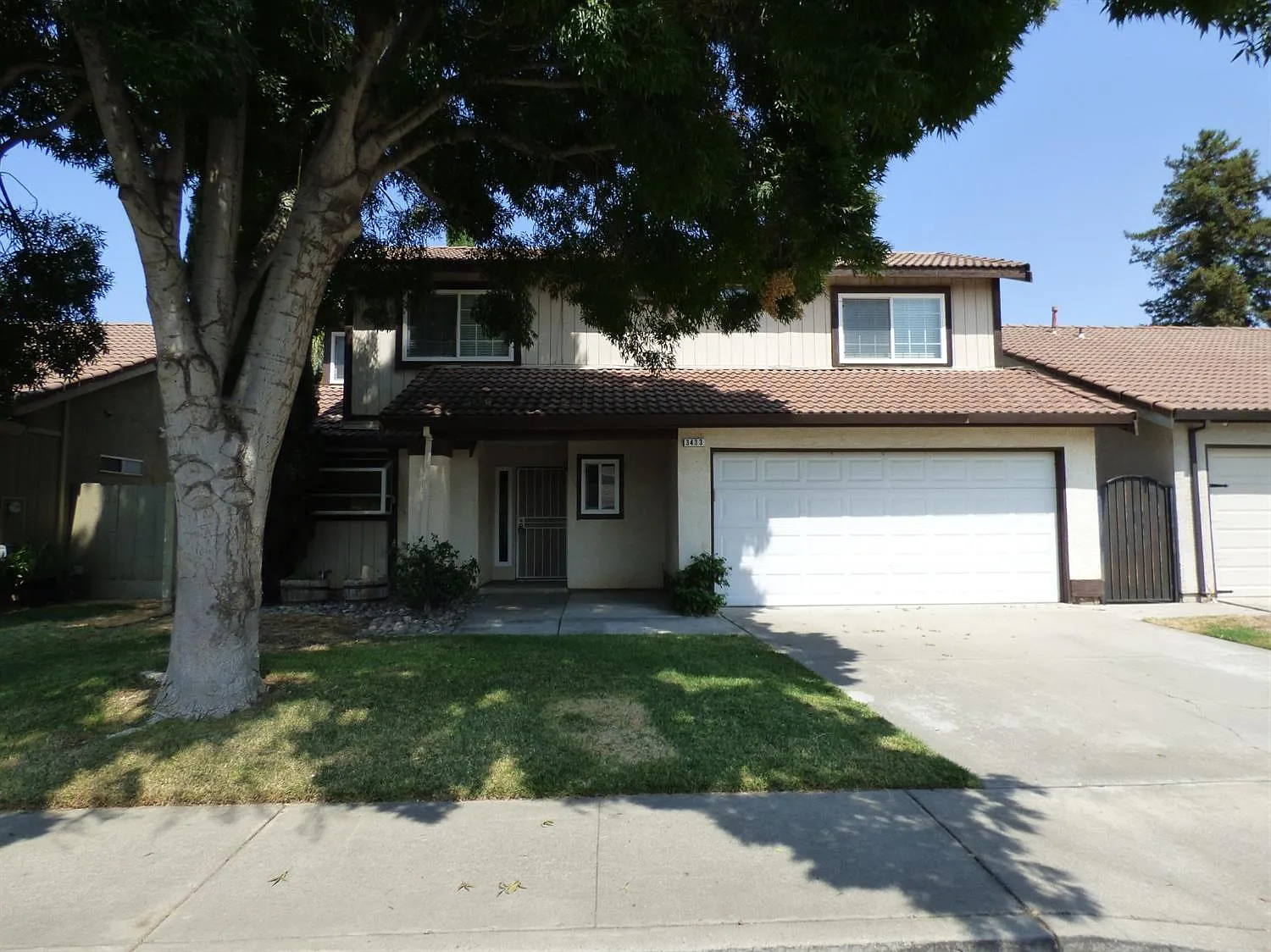 3433 Suffolk Dr photo 1