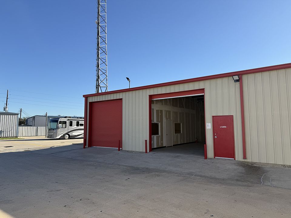 Exterior Front View