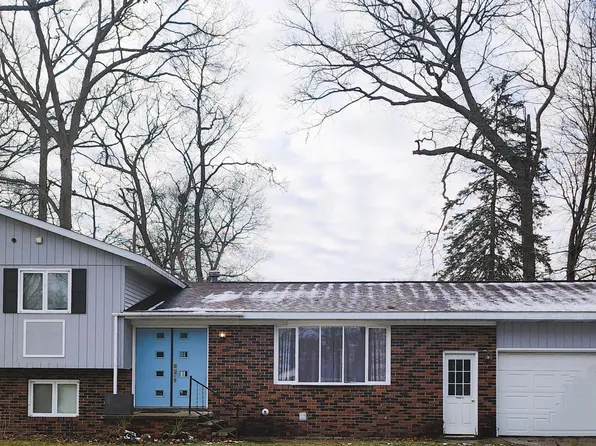 1119 Ivanhoe Dr, Muskegon, MI 49445