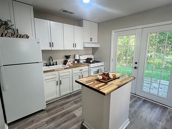 2nd image of 1159 Anders Dr