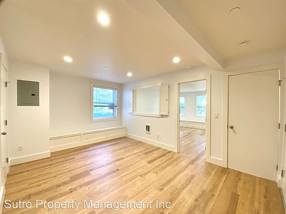 2nd image of 1442 Waller St #1444B