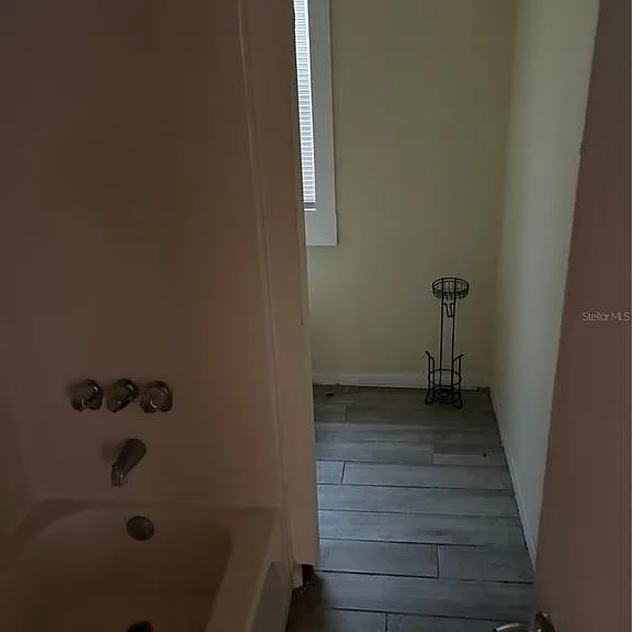 111 S Newport Ave #6 — Photo 9