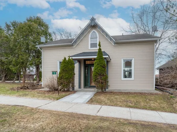 10 Badenoch St, Puslinch, ON N0B 2C0