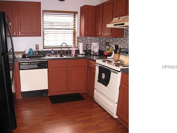 5th image of 815 Country Crossing Ct