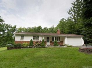 7436 Chestnut Ridge Rd, Boston, NY 14127