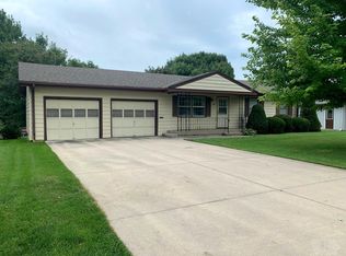 2000 N West St, Carroll, IA 51401
