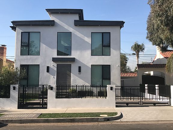 2nd image of 909 S Curson Ave