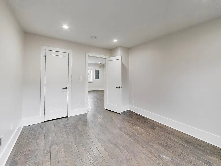 5031 H St SE — Photo 12