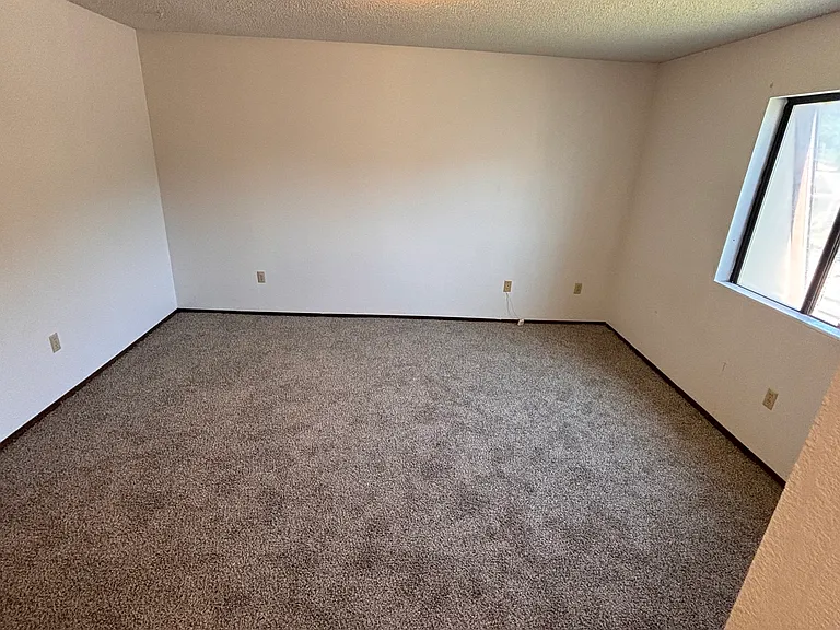 1500 E 10th Ave #8 — Photo 13