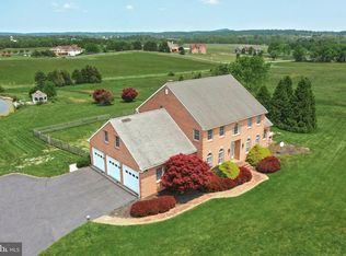 685 Cunningham Rd, Gettysburg, PA 17325