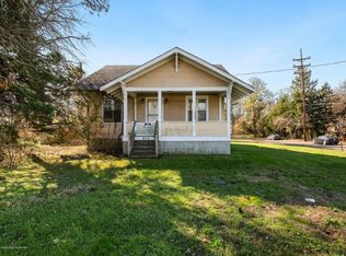 142 Middle Rd, Hazlet, NJ 07730