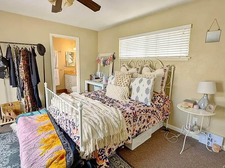 291 Hathway Ave — Photo 7