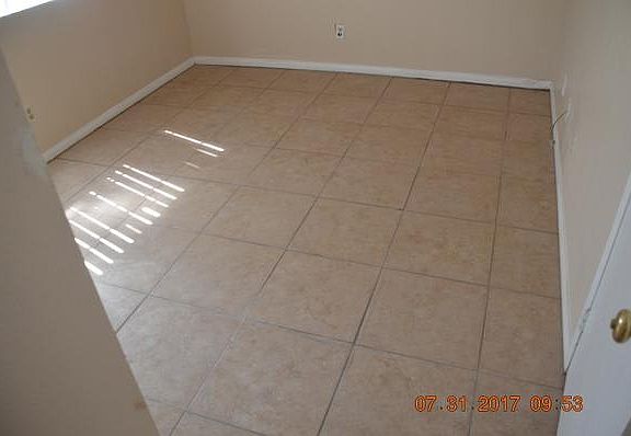 5th image of 4122 39th St APT 1
