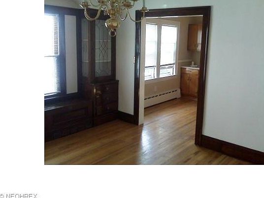 2nd image of 2188 Eldred Ave