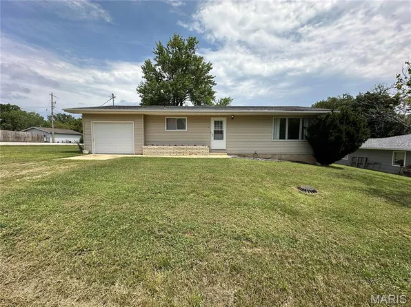 1106 W Acuff St, Salem, MO 65560