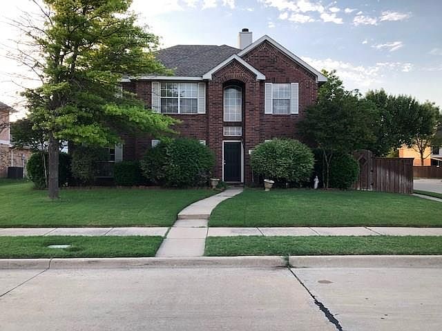 1st image of 1011 Centennary Dr