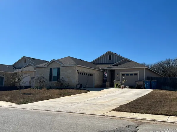 211 Valley Forge, Pleasanton, TX 78064