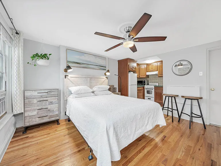 775 Fulton St #4 — Photo 1