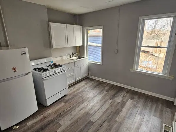 186 S William St, Newburgh, NY 12550