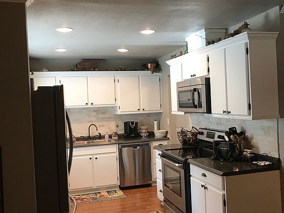 Kitchen, new appliances