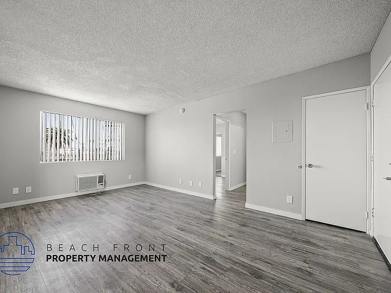 229 S. Normandie Ave. — Photo 32