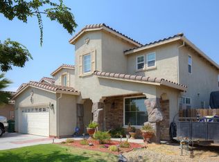 1987 Roosevelt Way, Dinuba, CA 93618