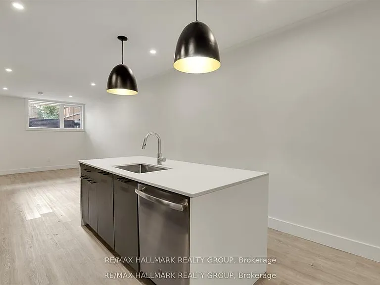 368 Chapel St #7 — Photo 19