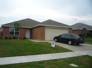 920 Blue Sky Dr, Arlington, TX 76002