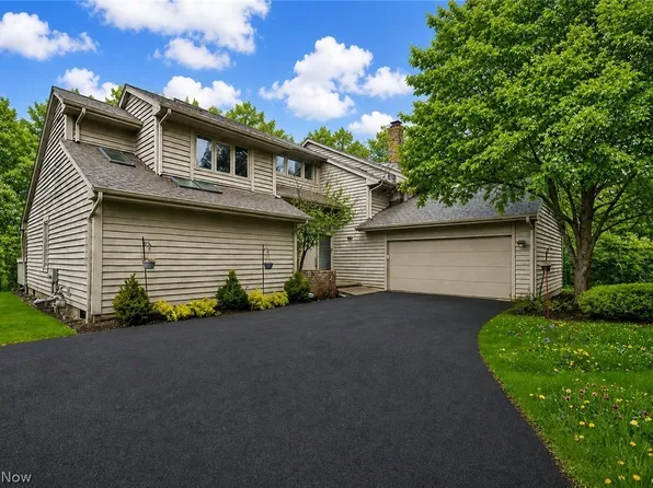 2 Salem Ct, Beachwood, OH 44122