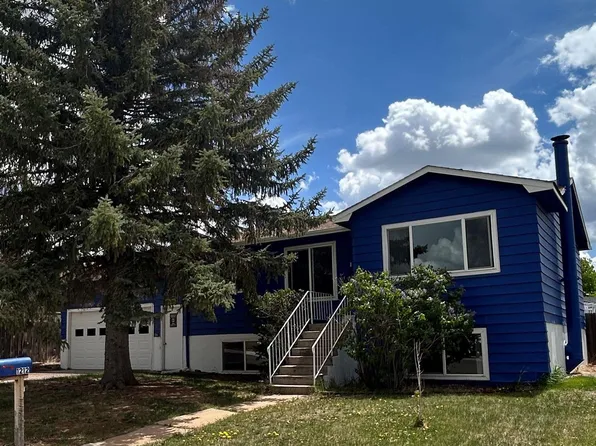 1212 Mill St, Laramie, WY 82072