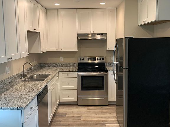 2nd image of 2518 Terry Ln #2518
