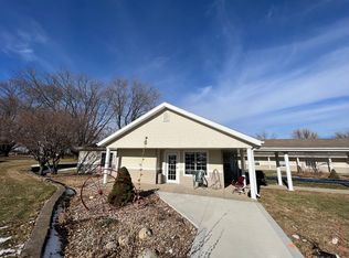 1806 Main St #8, Gowrie, IA 50543