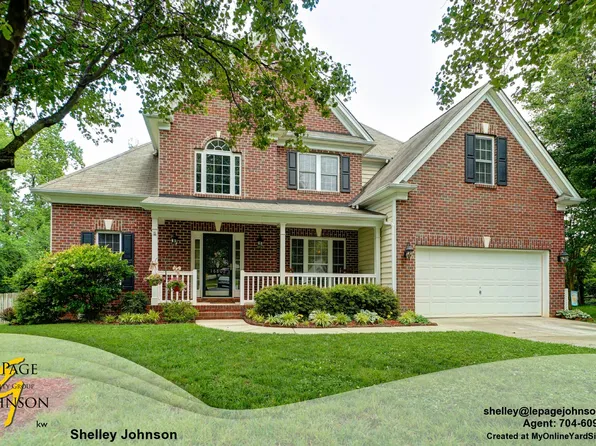 16802 Laureate Rd, Huntersville, NC 28078