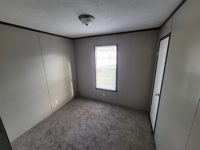 2801 S Stone Rd #52 — Photo 17