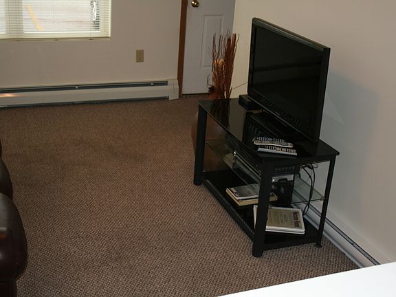 2nd image of 2912-2982 Cedarville Dr #2942-04